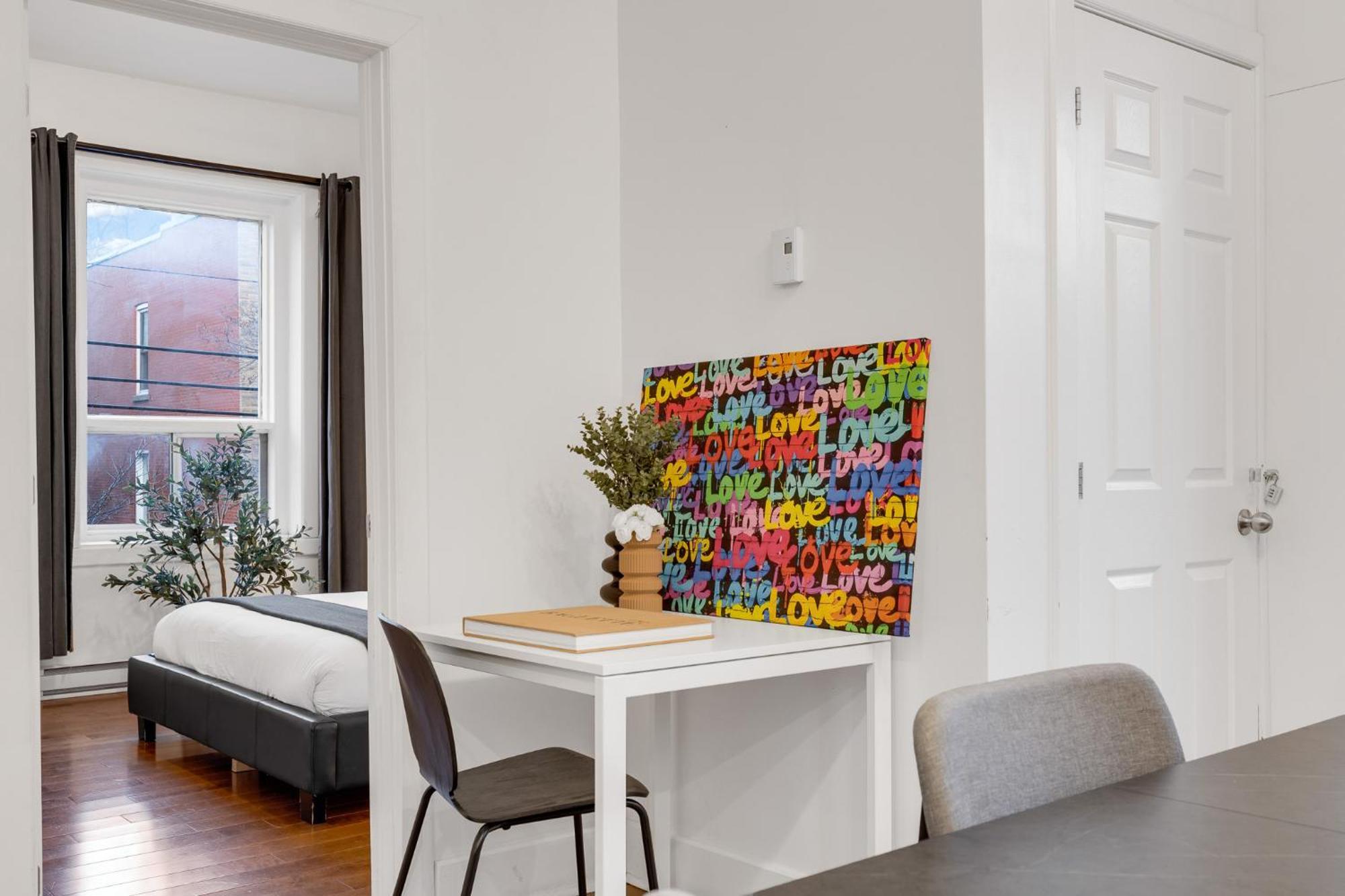 Liv Mtl Chic Aparthotel Montreal